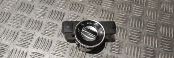 Mercedes-Benz C W205 Light switch A204