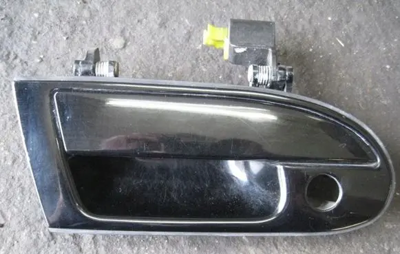 Mitsubishi 3000 GT Front door exterior handle