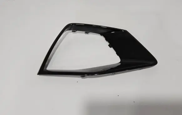 Audi Q8 Front bumper lower grill 4M8853258