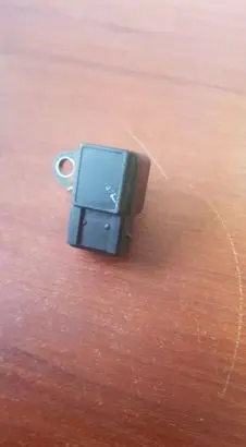 BMW 5 E39 Air pressure sensor 2244674