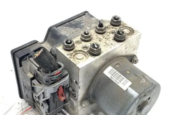 Volkswagen PASSAT B7 ABS Pump 3AA614109AG