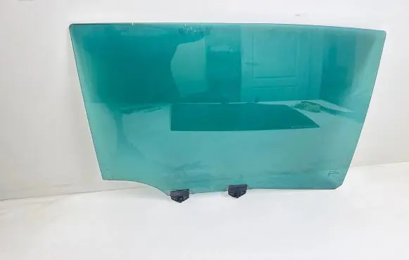 Peugeot 3008 I Rear door window glass E2043R00386 E000233 DOT618M40112