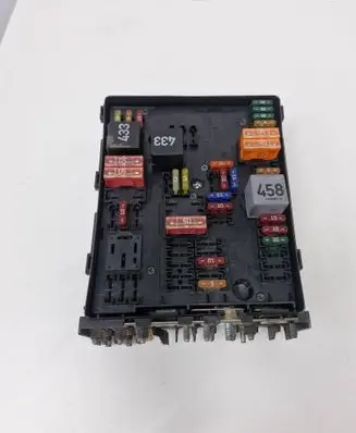 Volkswagen Touran I Fuse box set L1T000034 1K0937804B L1T000033