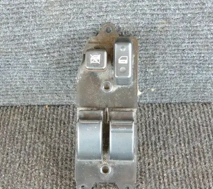 Toyota Corolla E120 E130 Electric window control switch
