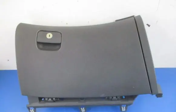 Hyundai i30 Glove box 845412L000