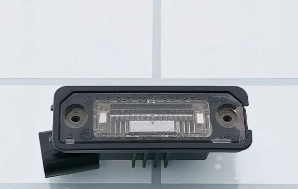 Volkswagen Phaeton Number plate light 3D0943021A