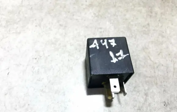 Volkswagen Golf III Other relay 1h0953227 54237009