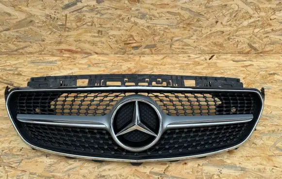 Mercedes-Benz E W238 Front bumper upper radiator grill A2388880400 A2388881400 A2138851100