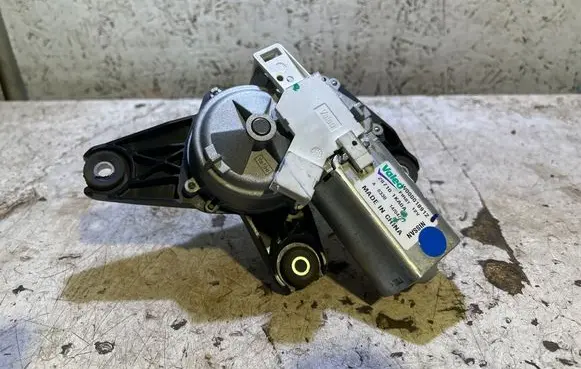Nissan Juke I F15 Rear window wiper motor W000018912 A0338 287101KA0A