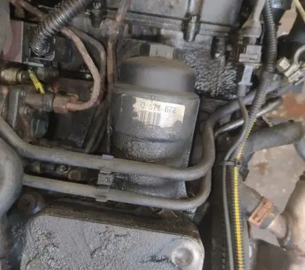 Opel Astra G Oil filter cover 90571672