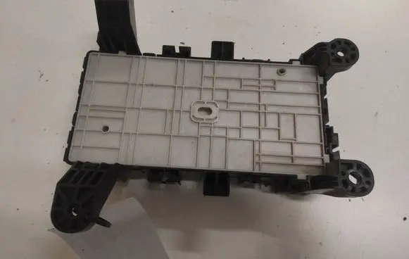 Suzuki Grand Vitara II Fuse module 5K029421 0003