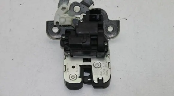 Audi A7 S7 4G Tailgate/trunk/boot lock/catch/latch 8K9827505A