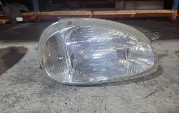 Opel Corsa B Headlight/headlamp