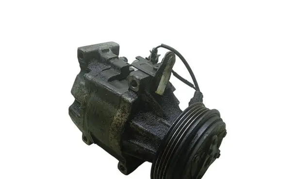 Toyota Yaris Air conditioning (A/C) compressor (pump) SCS06C 4472206252