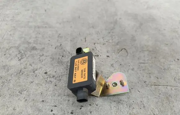 Audi A3 S3 8L ESP acceleration yaw rate sensor 