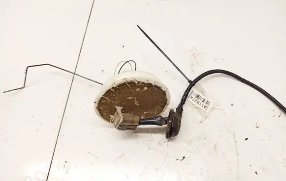 Nissan X-Trail T30 Fuel level sensor 
