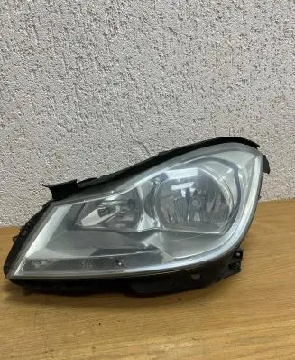 Mercedes-Benz C W204 Headlight/headlamp A2048205159 LE09C6219