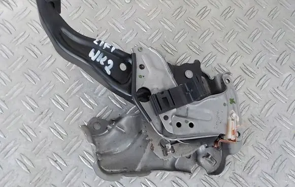 Jeep Grand Cherokee Brake pedal