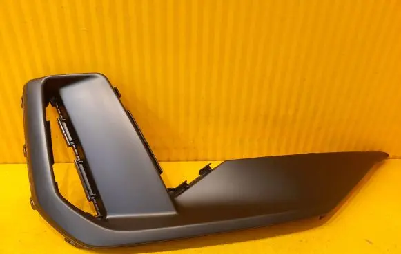 Audi e-tron Front bumper lower grill 85H807968