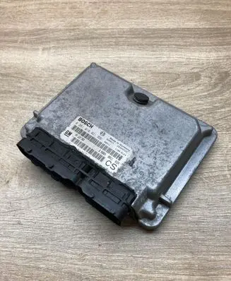 Opel Zafira A Engine control unit/module ECU 09133269 0281010021