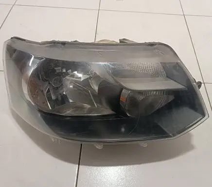 Volkswagen Transporter - Caravelle T5 Headlight/headlamp 030125430200 7E1941016R LE08A6194