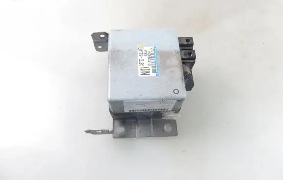 Suzuki Swift I Power steering control unit/module Q1T23883M 3872063JA0