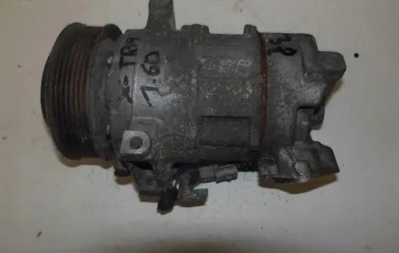 Nissan X-Trail T32 Air conditioning (A/C) compressor (pump) 926004CA0A