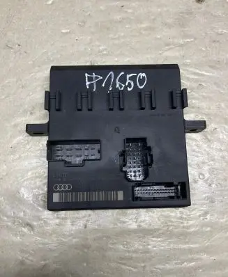 Audi A4 S4 B7 8E 8H Comfort/convenience module 8E0907279L 24032005