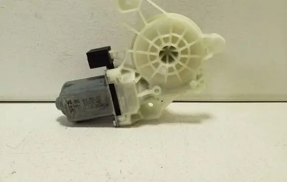 Volkswagen ID.4 Rear door window regulator motor 4K0959882