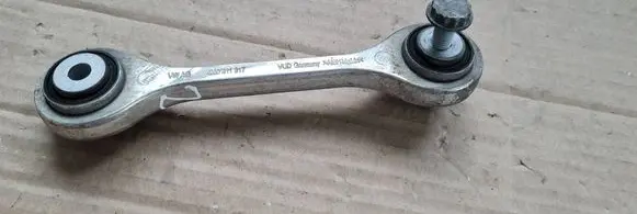 Front anti-roll bar/stabilizer link