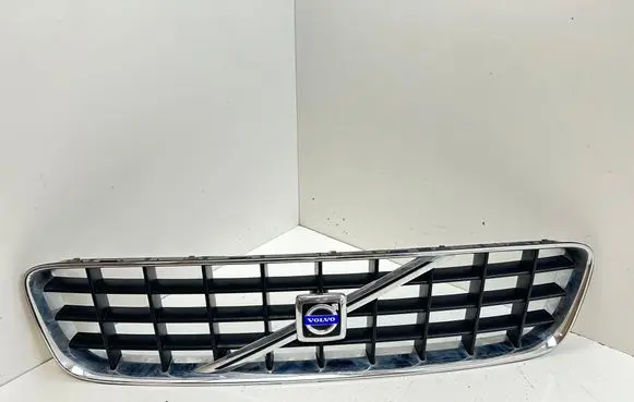 Volvo XC90 Front grill 8620641