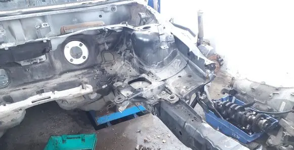 Front quarter panel