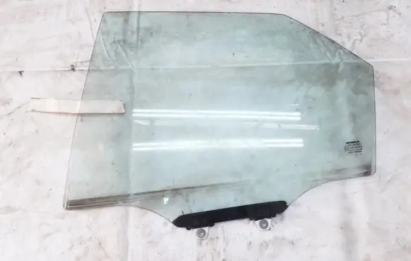 Honda Civic Rear door window glass