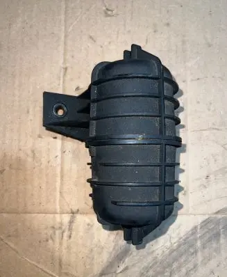 BMW X5 E53 Vacuum air tank 11652247620