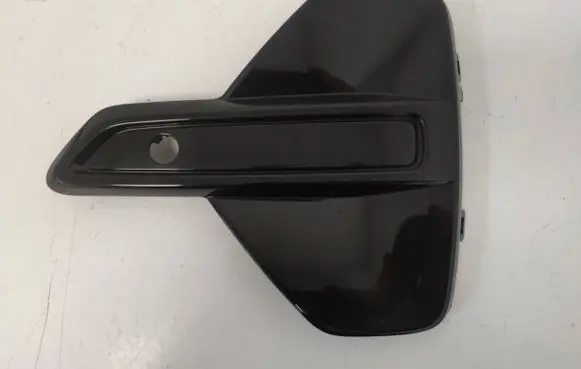 Volvo C40 Front bumper lower grill 32347389