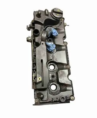 Volkswagen Caddy Rocker cam cover 04L103475