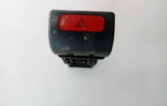 Subaru Forester SF Hazard light switch