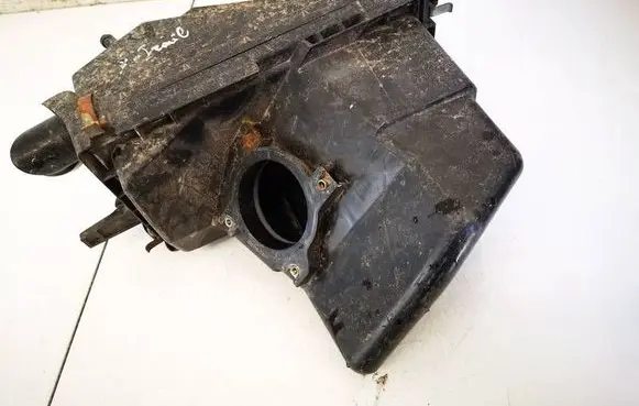 Nissan X-Trail T30 Air filter box NISSAN8H301