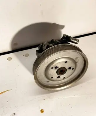Audi A4 S4 B6 8E 8H Power steering pump pulley 078145255