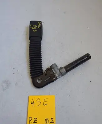 BMW 3 E46 Front seatbelt buckle 8257787