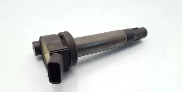 Toyota Sienna XL20 II High voltage ignition coil 9008019025