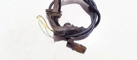 Nissan Note (E11) ABS brake wheel speed sensor 0265007537 47910-ax610