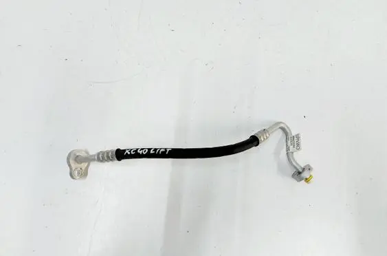 Volvo XC40 Air conditioning (A/C) pipe/hose 32226205