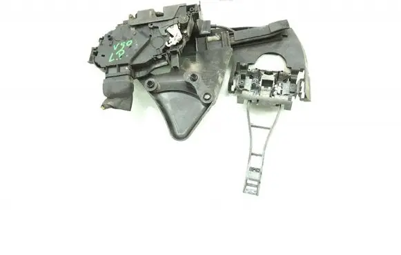 Volvo V50 Front door lock 30699154