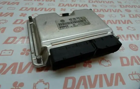 Volkswagen Polo V 6R Engine control unit/module 045906019CA 0281012195