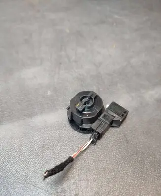 Volkswagen Golf VII Glovebox shock absorber 30538205