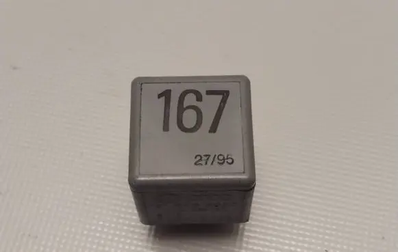 Audi A6 S6 C5 4B Other relay 191906383C V23134B55X216 PA66GF25