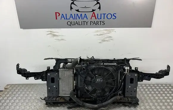 Hyundai i30 Radiator support slam panel