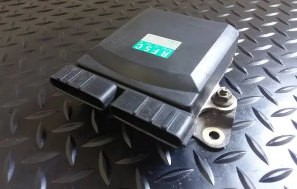 Mazda 6 Fuel injection control unit/module 1310001241 RF5C18701A RF5C