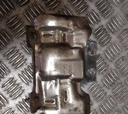 Ford Kuga II Heat shield in engine bay DS715K291HC